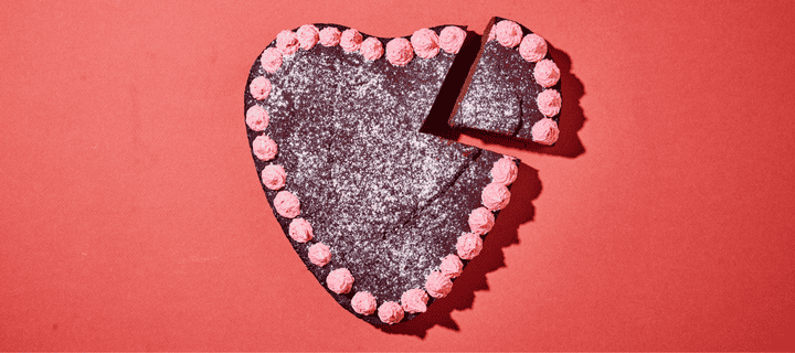 Suikervrije chocoladetaart met frambozentoefjes